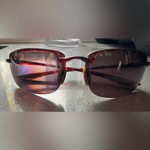 Maui Jim - Ho’okipa in tortoise frame and polarized rose lenses